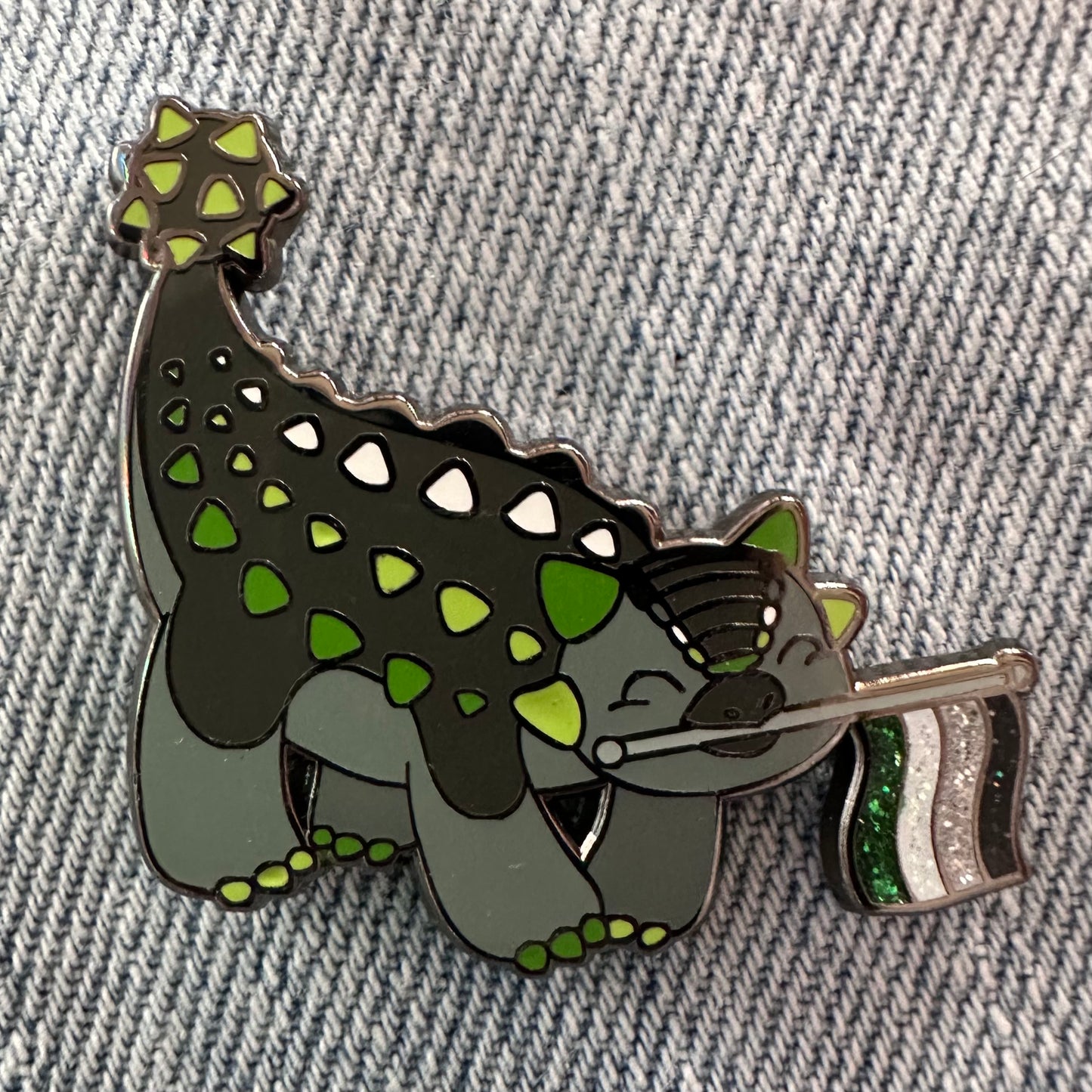 ANKYLOSAURUS Aromantic Pride Enamel Pin- PRIDE-OSAUR Ankyl-ACE-asaurus