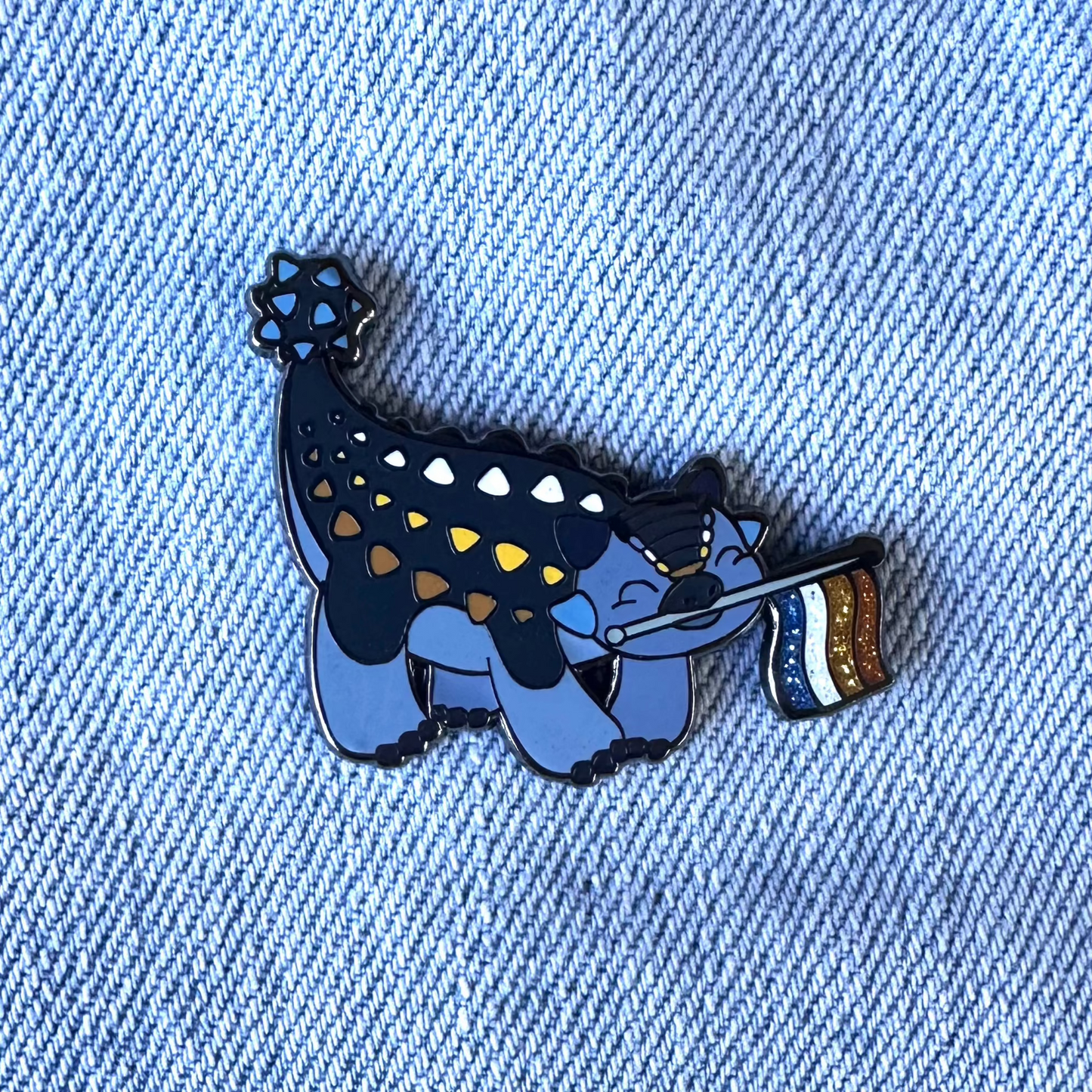ANKYLOSAURUS Aroace Pride Enamel Pin- PRIDE-OSAUR Ankyl-ACE-asaurus